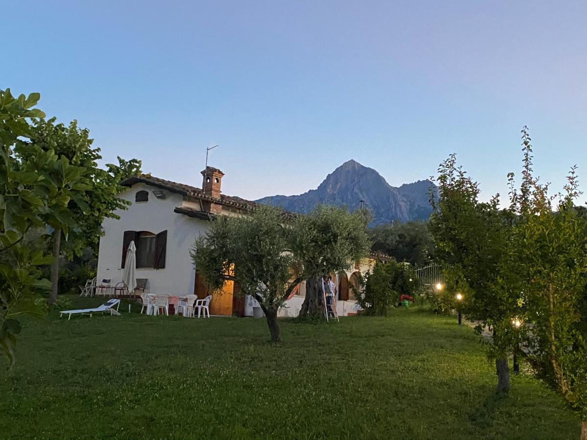 La Casetta Di Trignano Isola del Gran Sasso dʼItalia Exterior foto